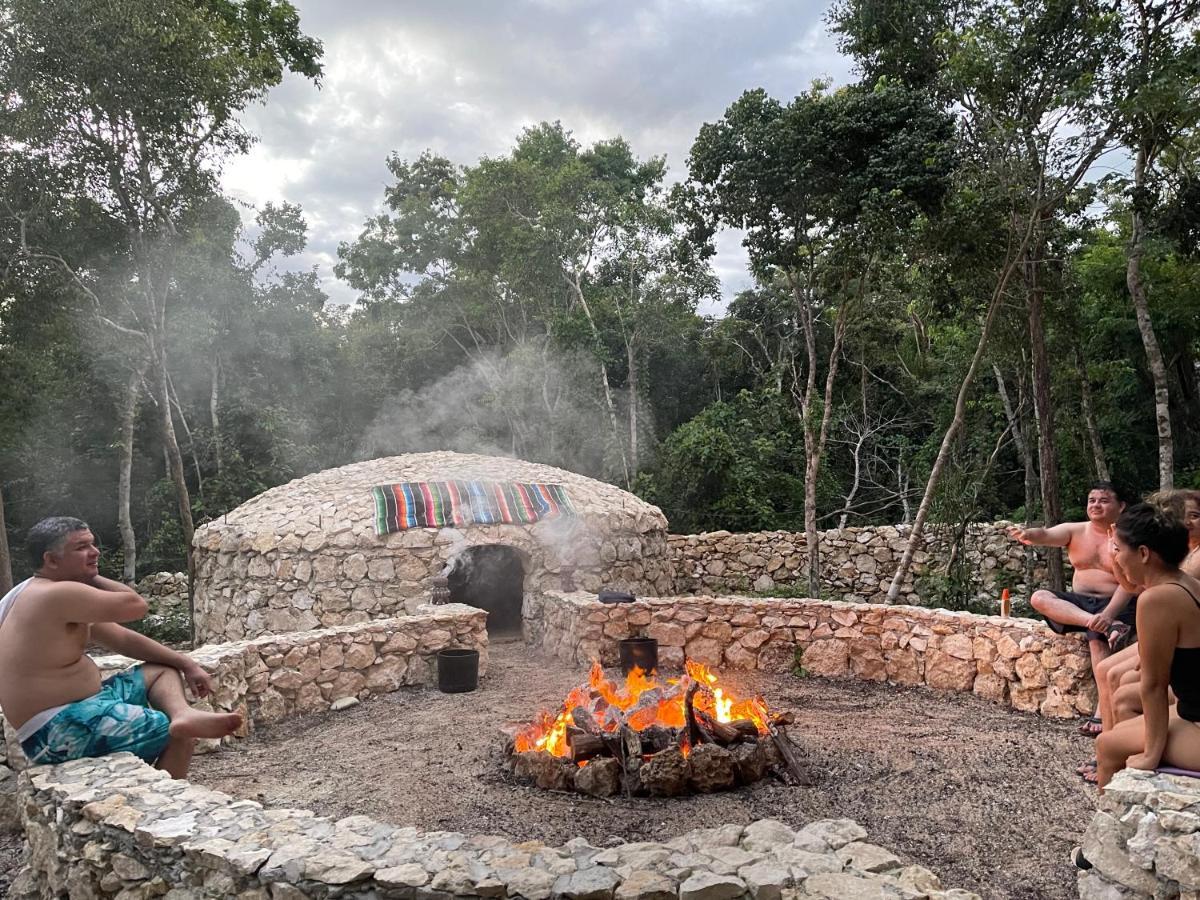 Campsite Glamping Bunga Lotus