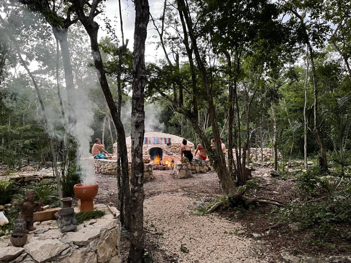 Glamping Bunga Lotus Campsite *