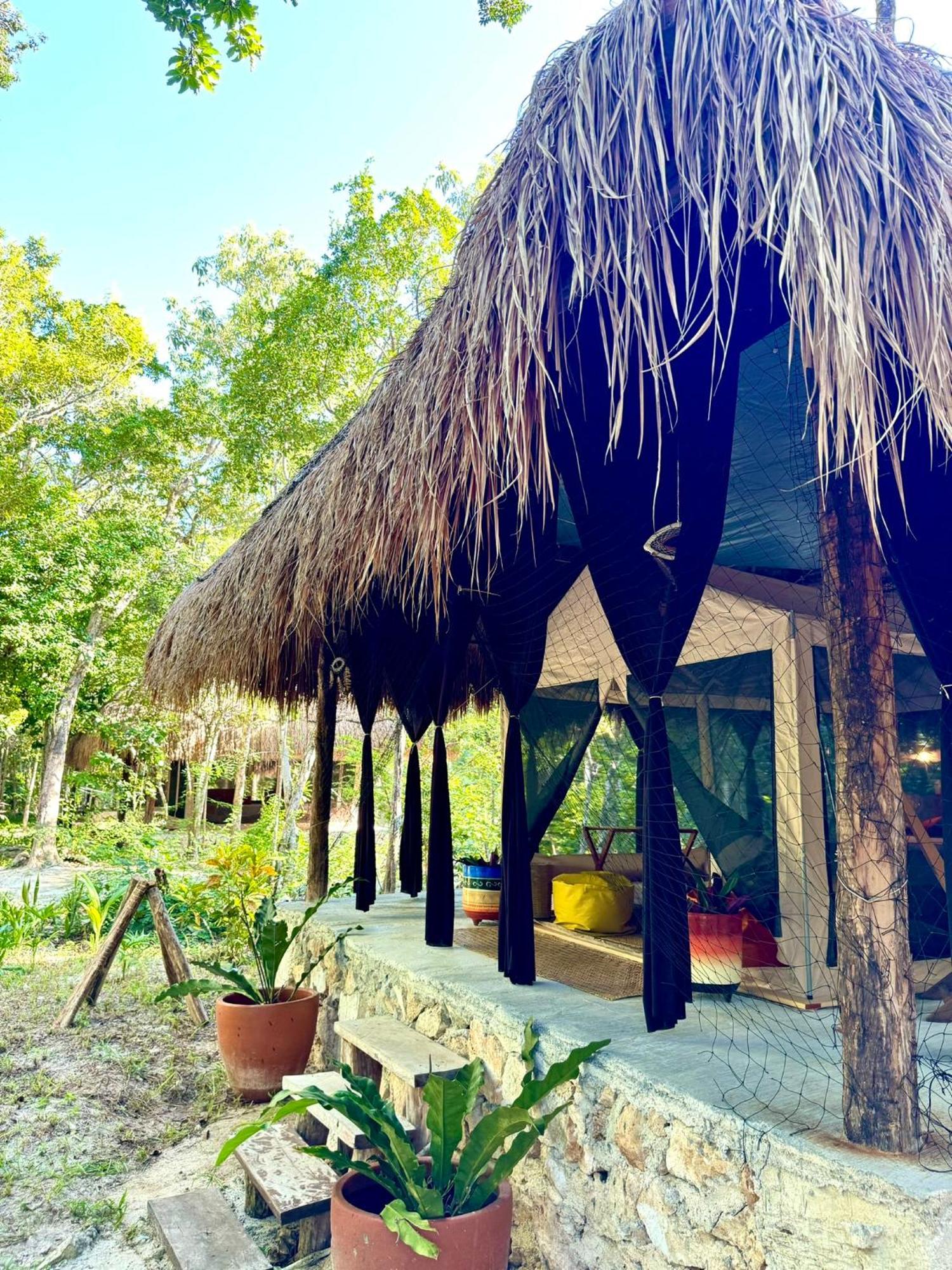 Campsite Glamping Bunga Lotus Tulum